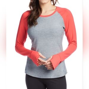 The North Face Women's Motivation Longsleeve Crew Tee Size XS